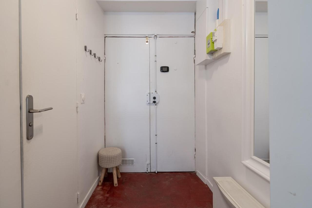 Entier à Appartamento Parigi